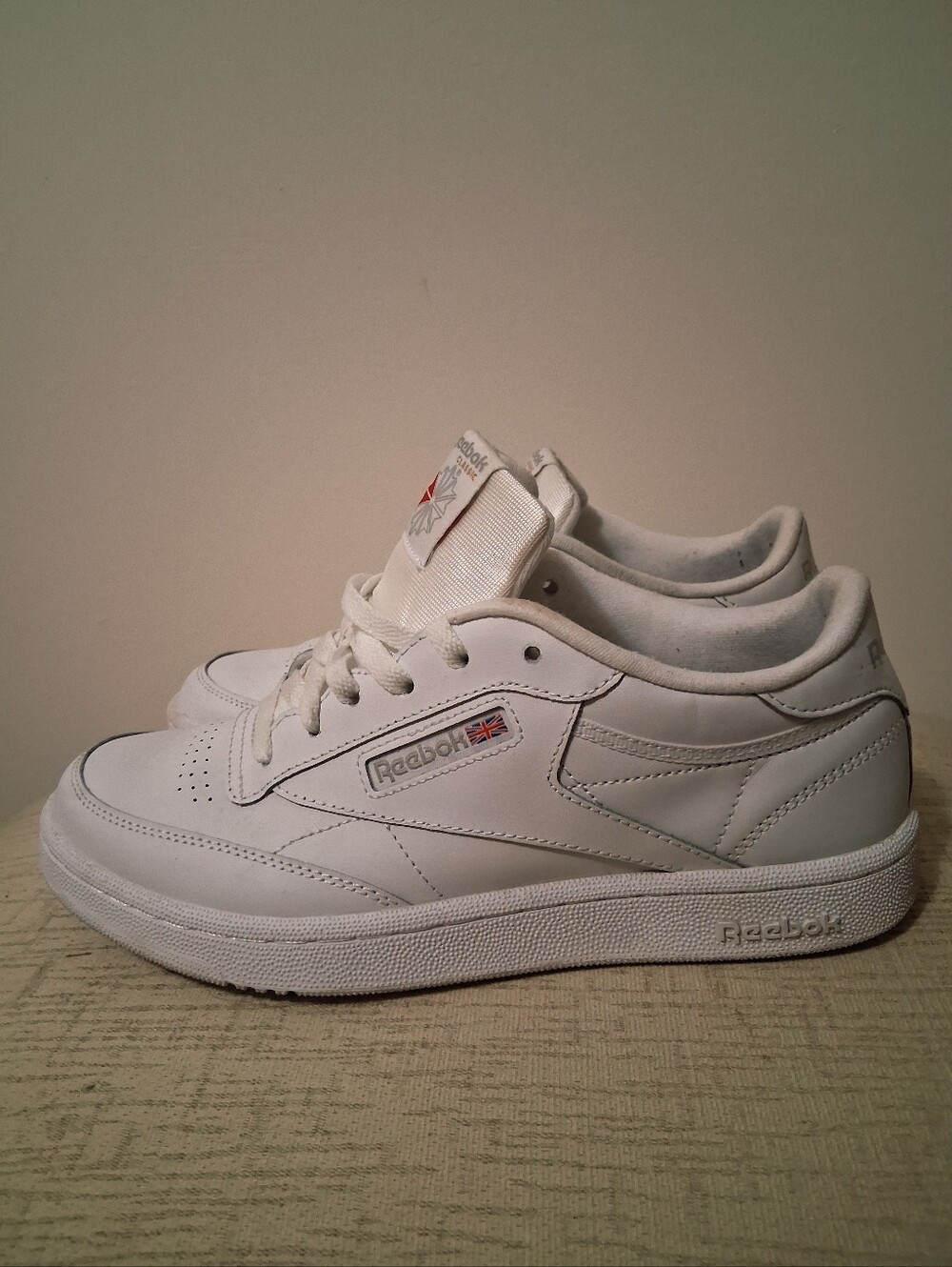 Reebok Sneakers Kids 7 Women's 8.5